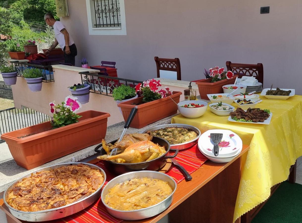 Kalaja Inn Krujë エクステリア 写真