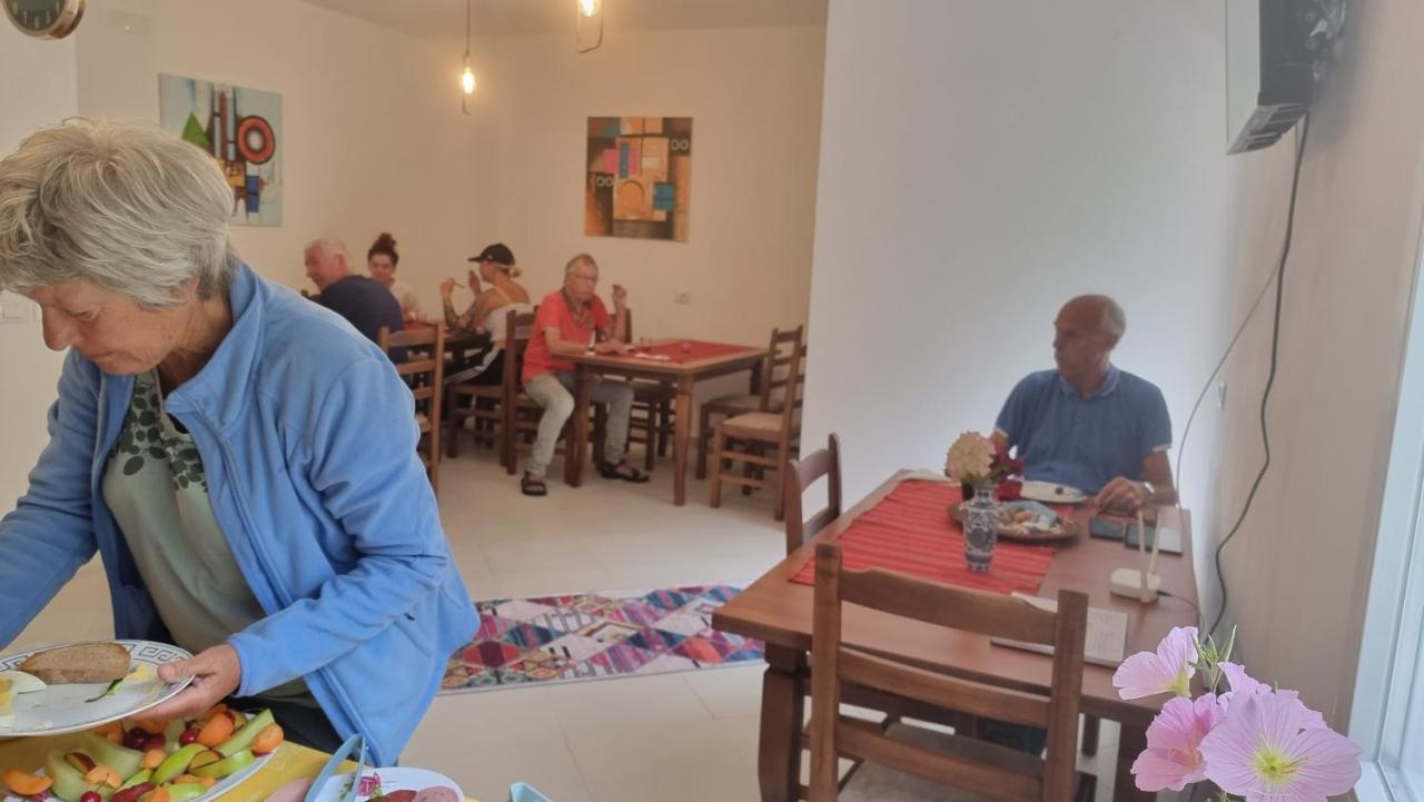 Kalaja Inn Krujë エクステリア 写真