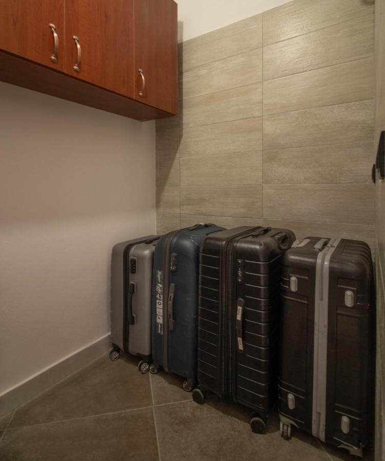 Kalaja Inn Krujë エクステリア 写真