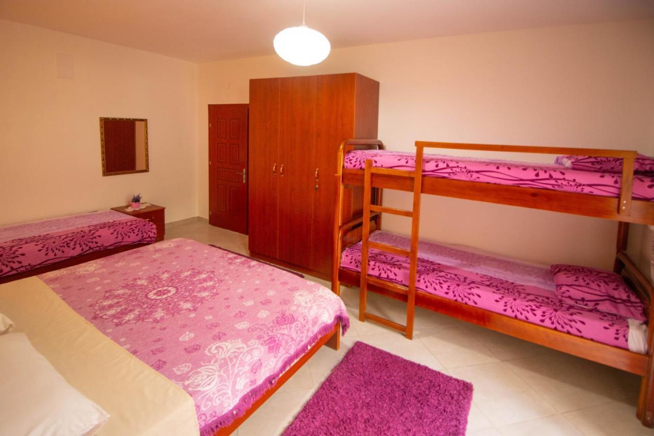 Kalaja Inn Krujë エクステリア 写真