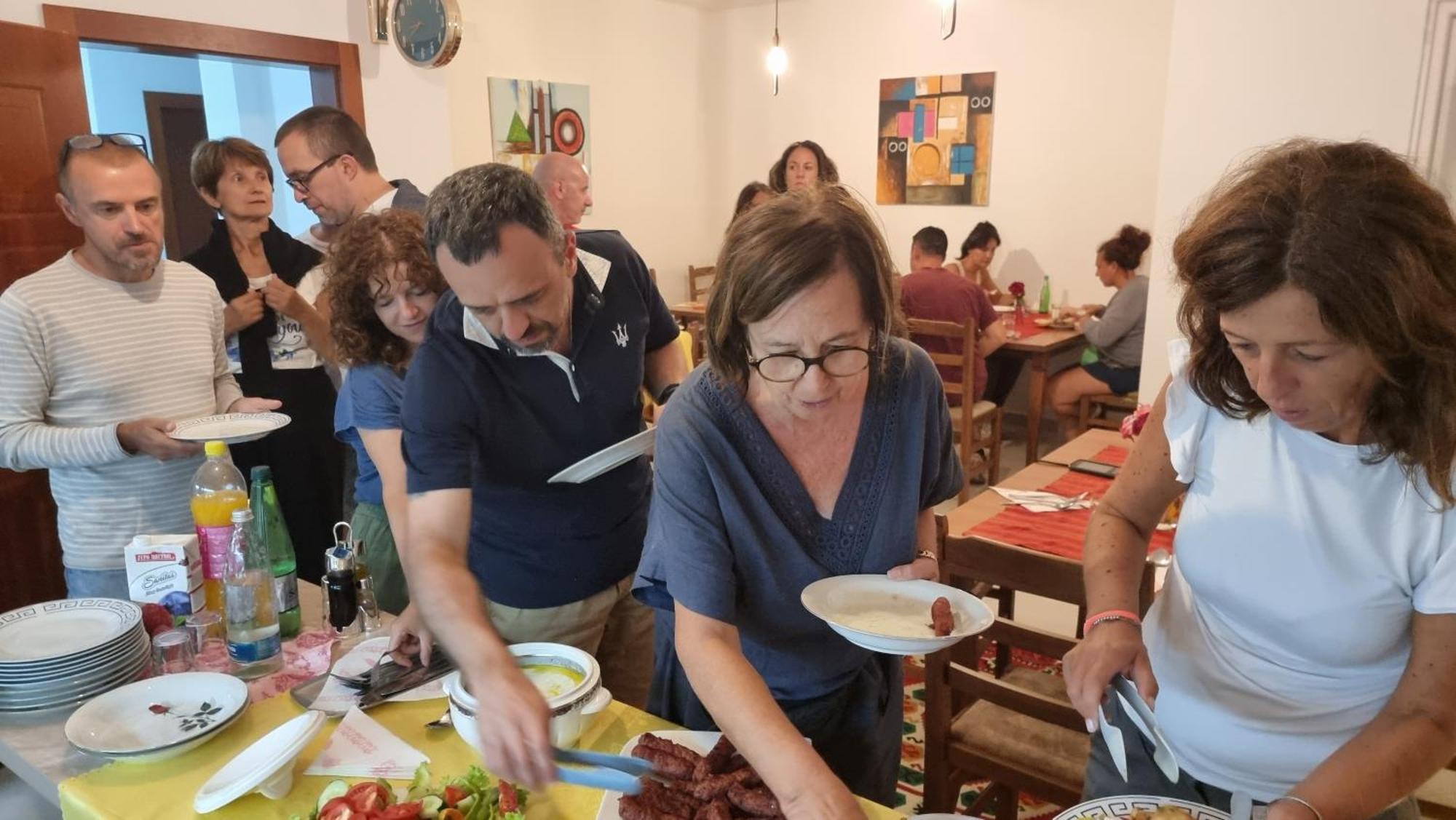 Kalaja Inn Krujë エクステリア 写真